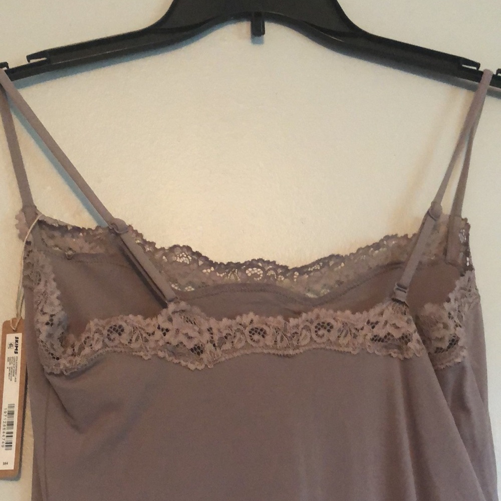 SKIMS Lace Maxi Dress, color-Zinc, Style-fits everybody, size medium, NWT - Picture 5 of 8